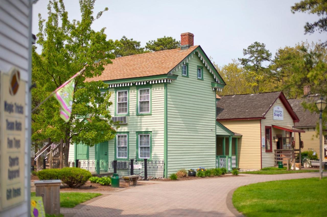 Colonial Inn Smithville Exterior photo